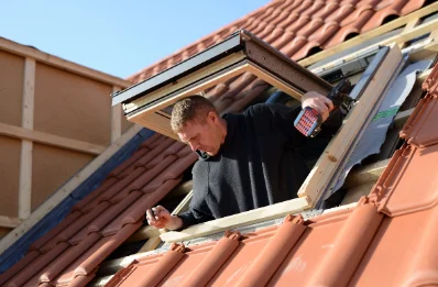 Pose de fenêtres de toit Velux à Reboursin